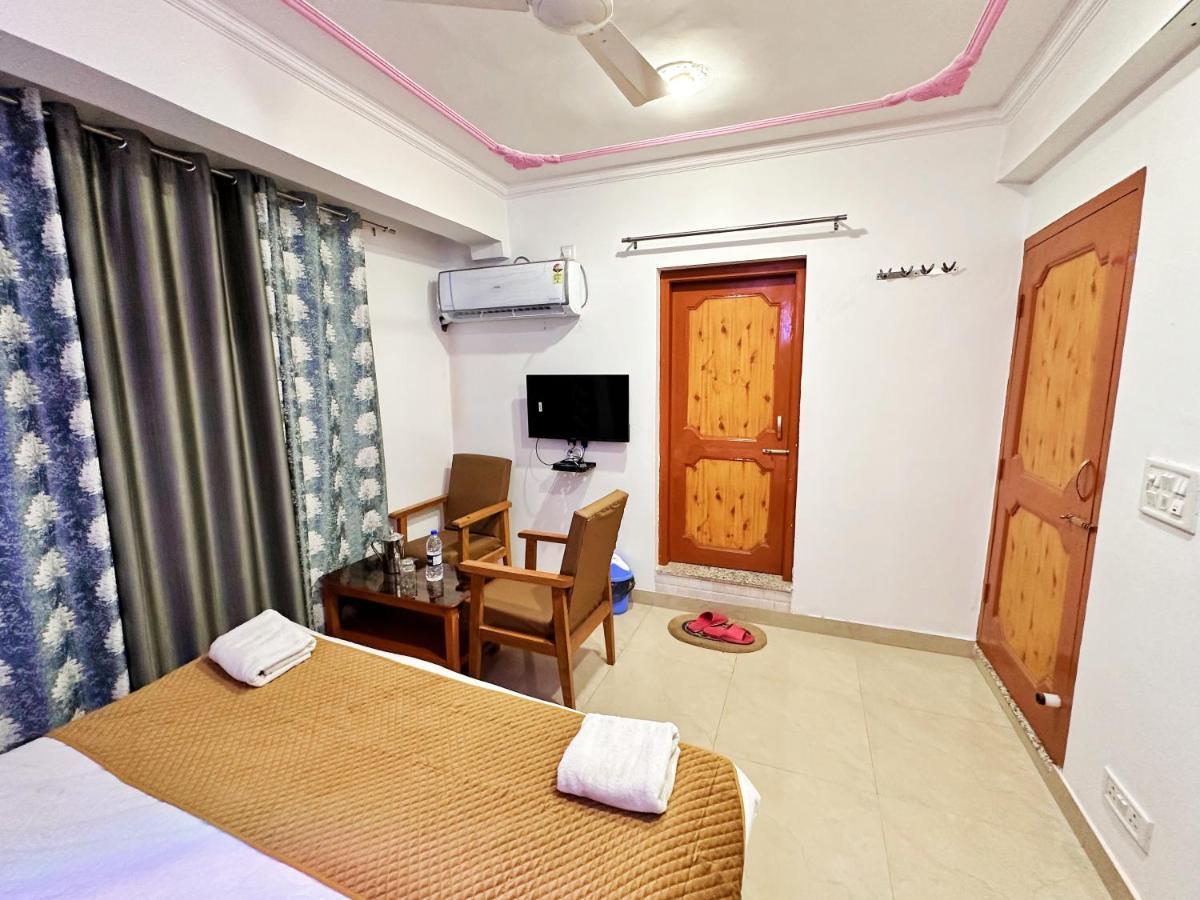 Roseline Inn Srīnagar Extérieur photo
