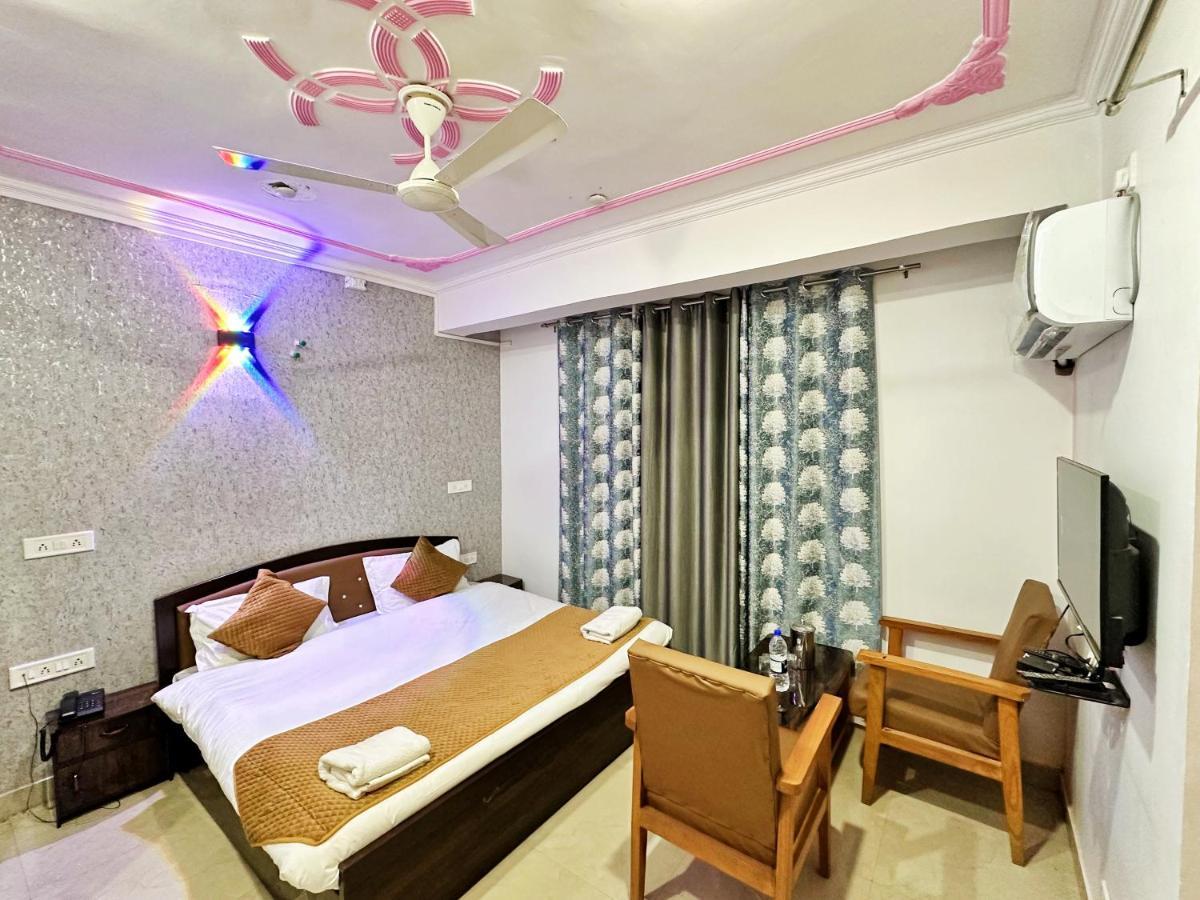 Roseline Inn Srīnagar Extérieur photo