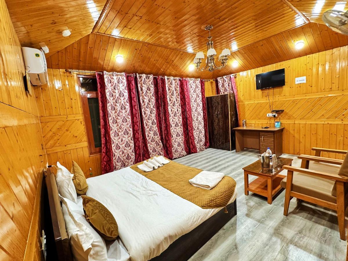 Roseline Inn Srīnagar Extérieur photo