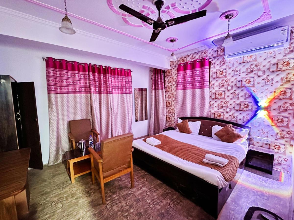 Roseline Inn Srīnagar Extérieur photo