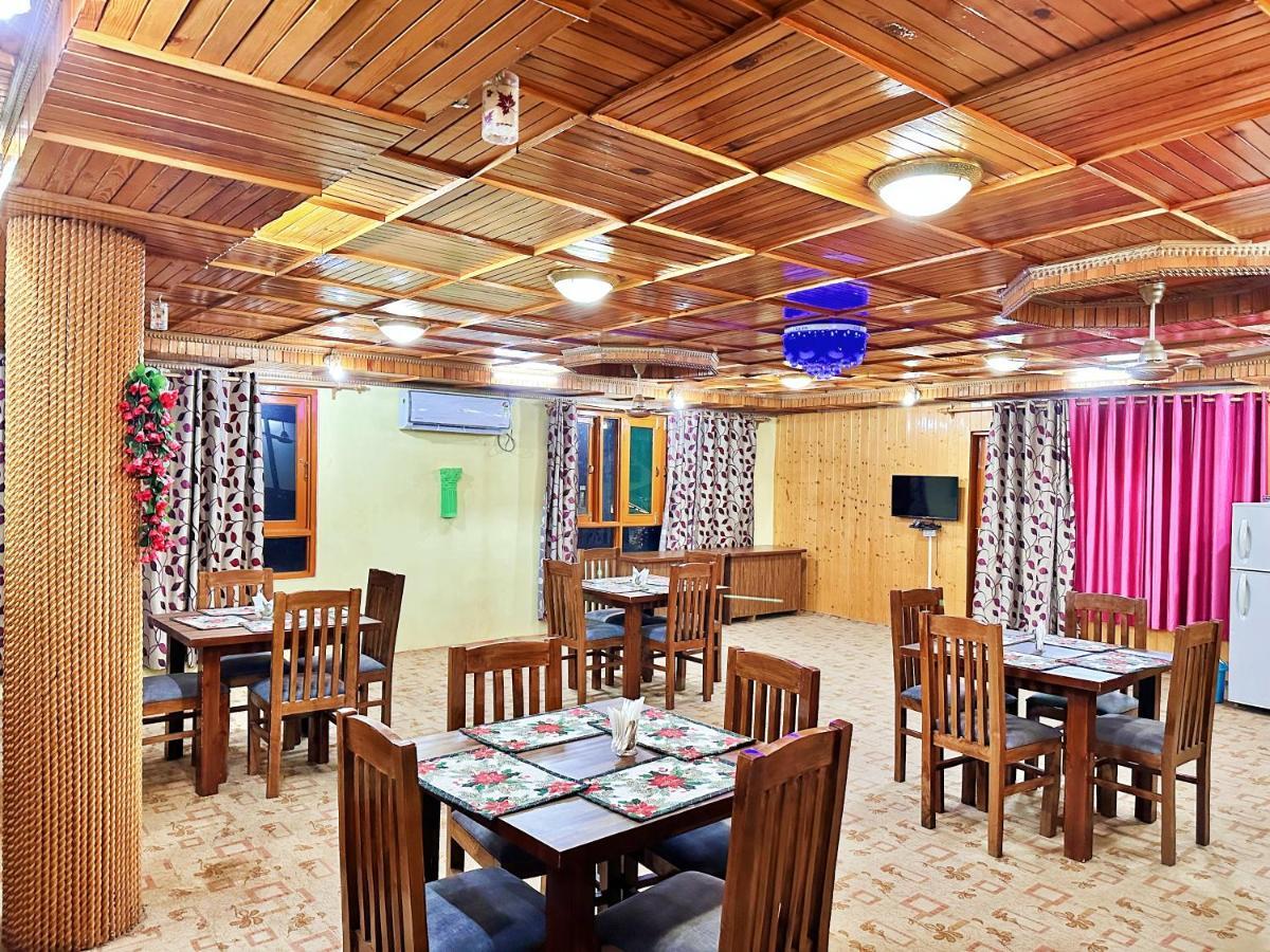 Roseline Inn Srīnagar Extérieur photo