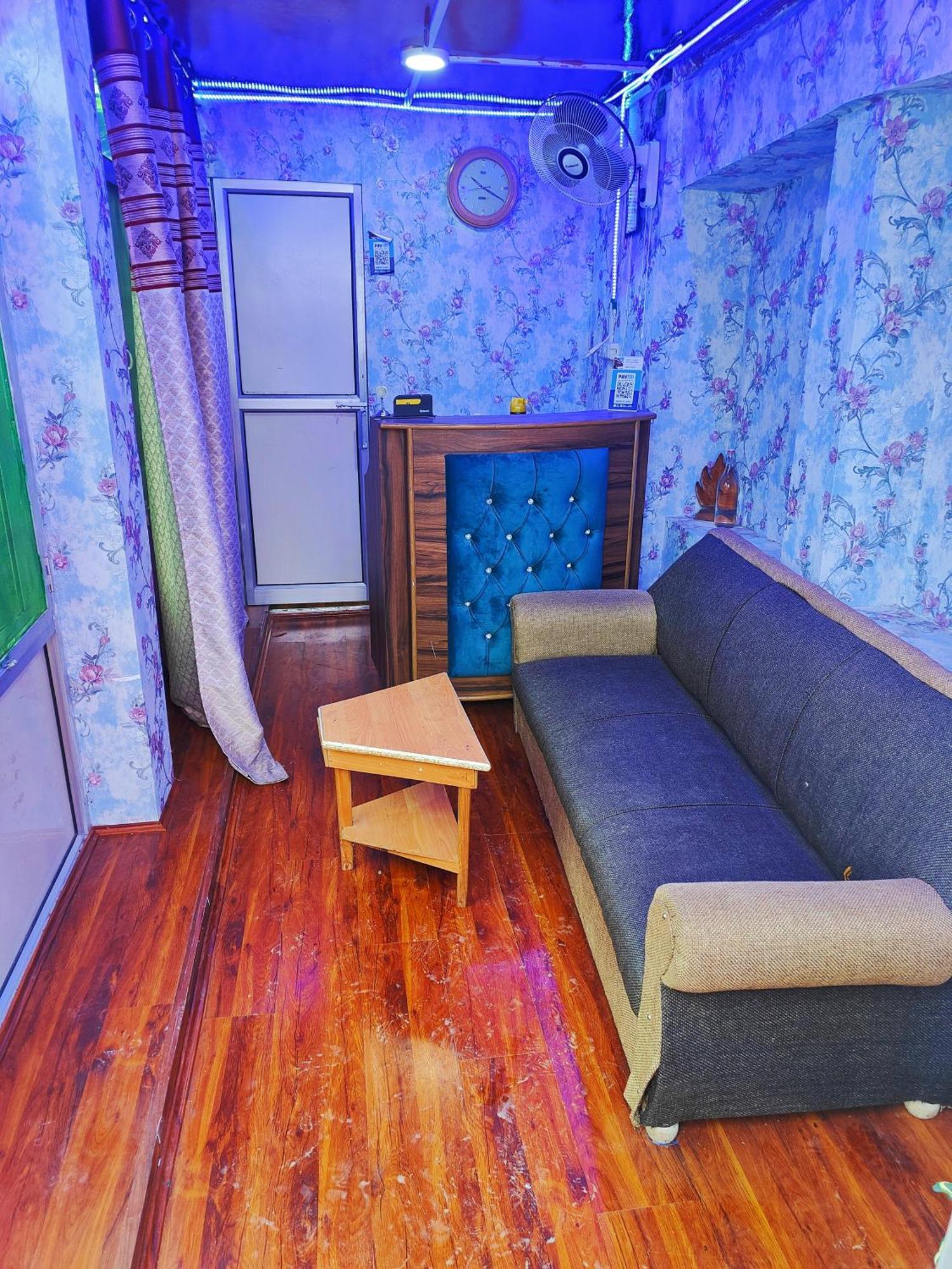 Roseline Inn Srīnagar Extérieur photo